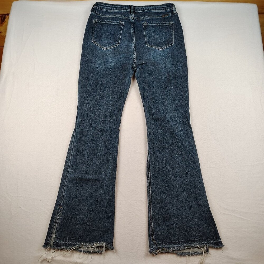 KanCan Flared Jeans Bailey High Rise Distressed Raw Hem Sz 15/31 - Picture 3 of 14